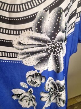 Blue Floral Rhinestone Accent Silk Top Size XL